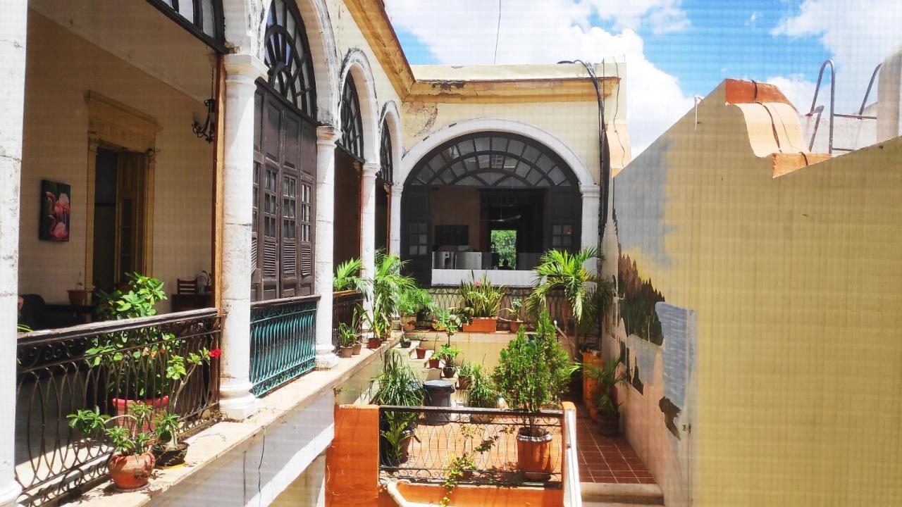 Hostal Zocalo Hotel Мерида Екстериор снимка