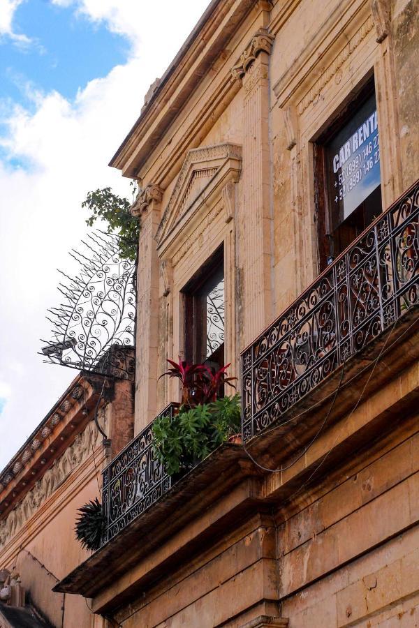Hostal Zocalo Hotel Мерида Екстериор снимка