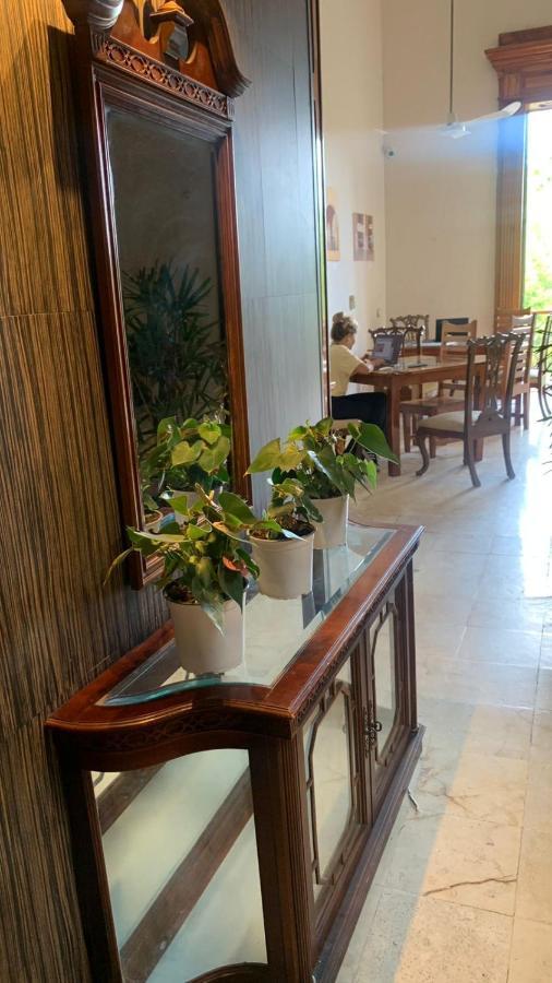 Hostal Zocalo Hotel Мерида Екстериор снимка
