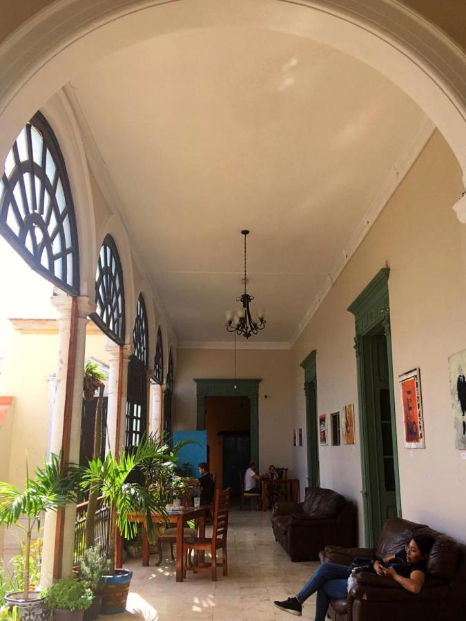 Hostal Zocalo Hotel Мерида Екстериор снимка