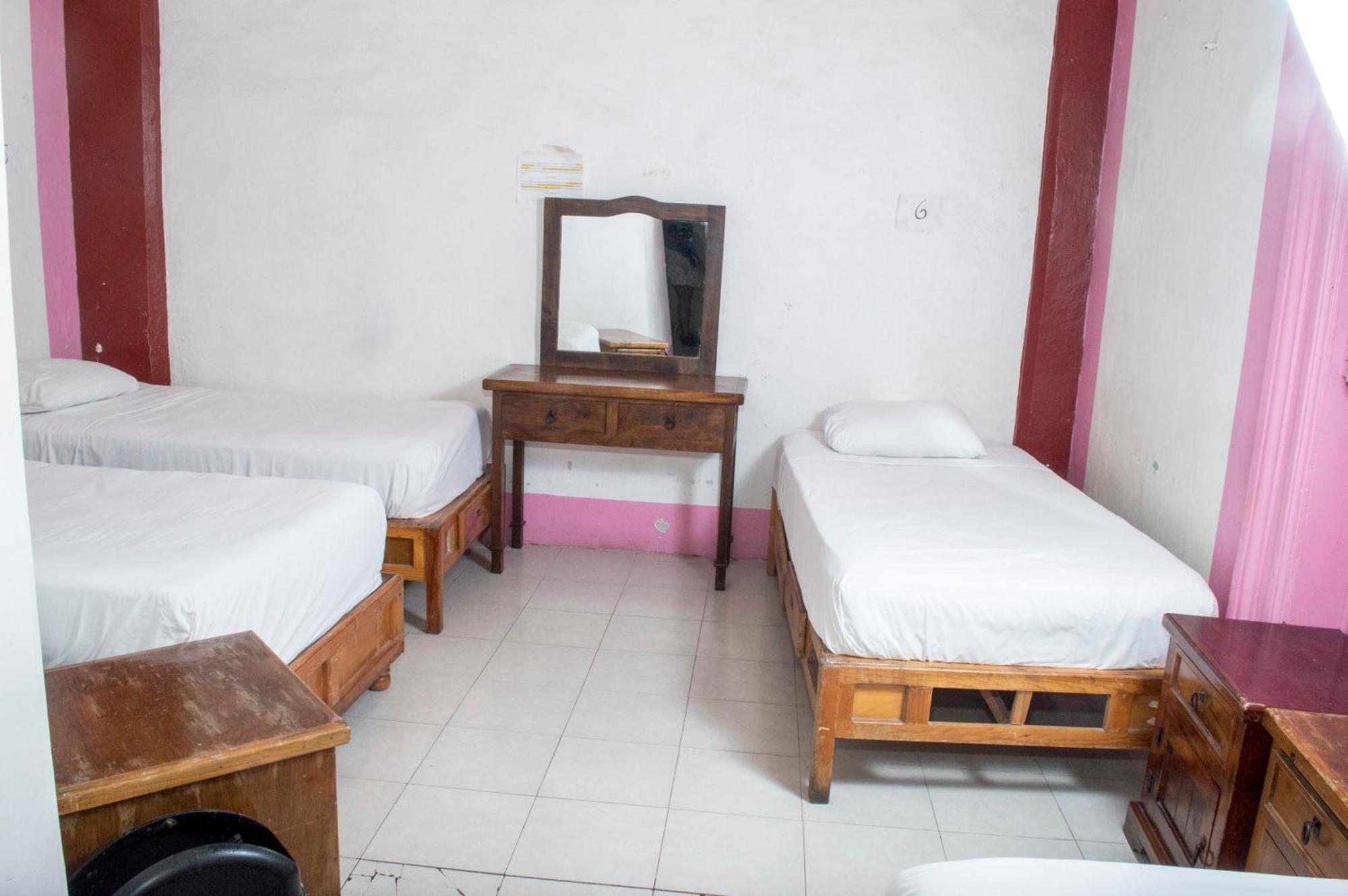 Hostal Zocalo Hotel Мерида Екстериор снимка